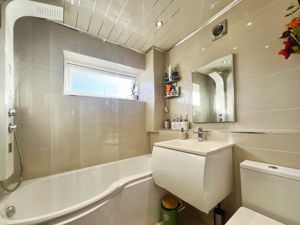 Bathroom- click for photo gallery